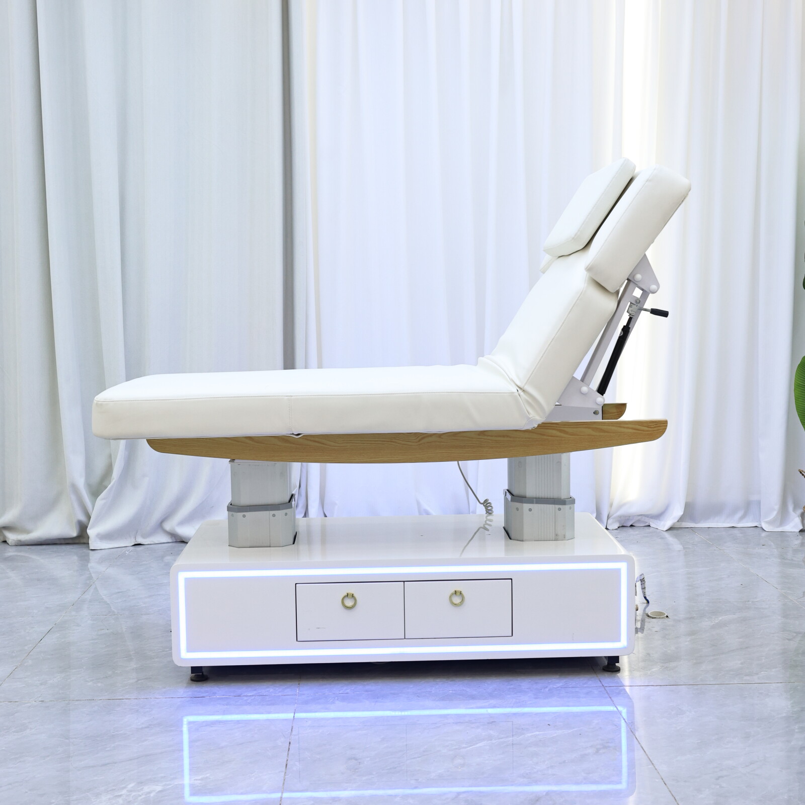 Электрическая косметологическа – обзор и цена Massage Table Accessories Uk
